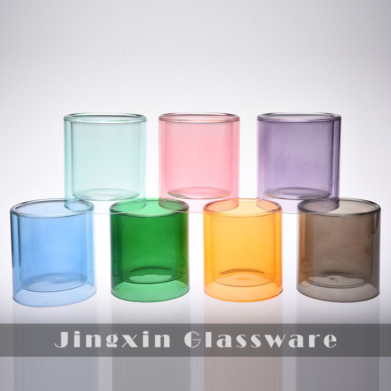 Podwójne szklane pojemniki na świece