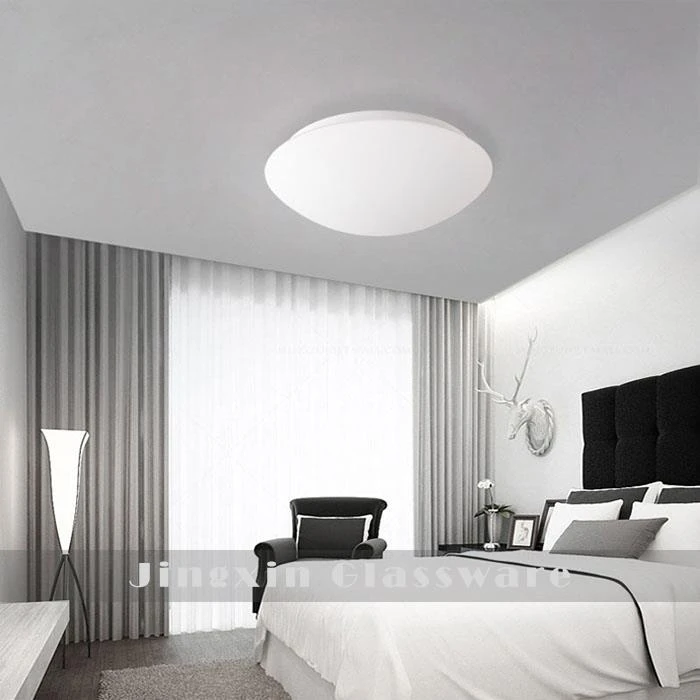 wielokolorowa szklana lampa